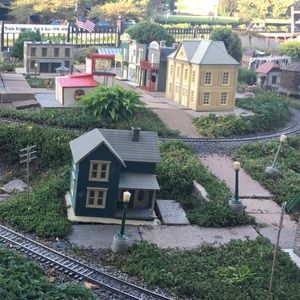 Meet your Posher, Sureeti